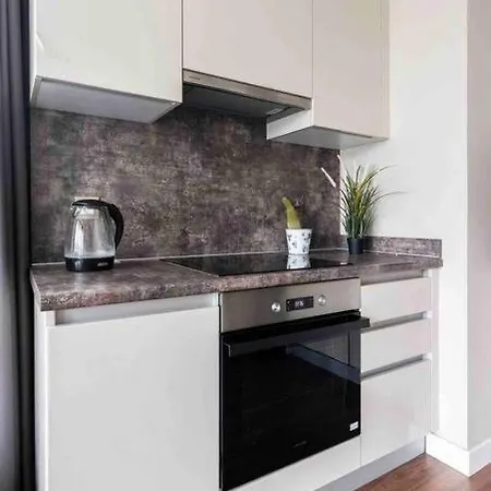 Wonderful 4 Bedrooms With Pool Апартаменты *