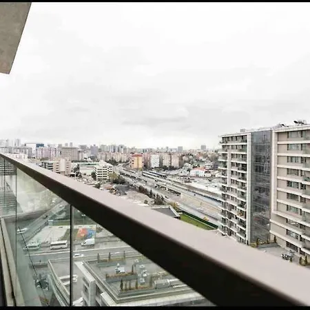 公寓 Wonderful 4 Bedrooms With Pool