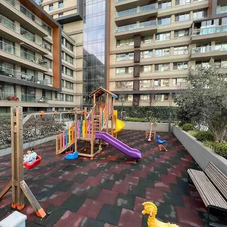 Wonderful 4 Bedrooms With Pool * Istanbul
