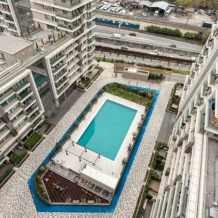 Apartment Wonderful 4 Bedrooms With Pool Istanbul