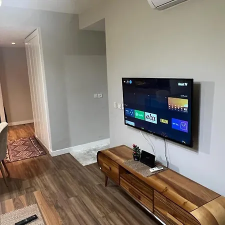 Wonderful 4 Bedrooms With Pool *